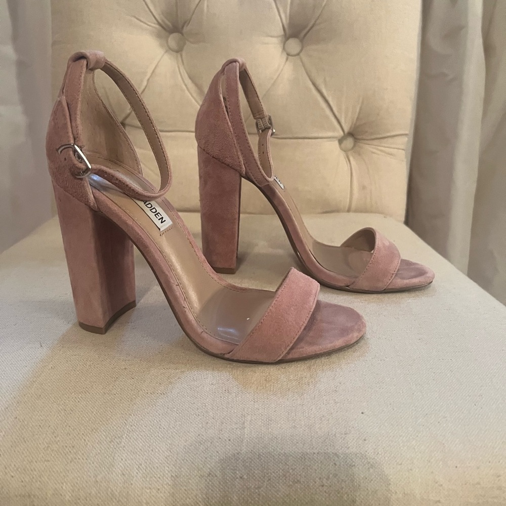 Steve Madden size 6 Blush suede block heels.